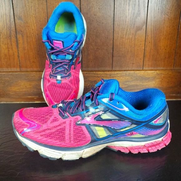 brooks ravenna womens size 8.5